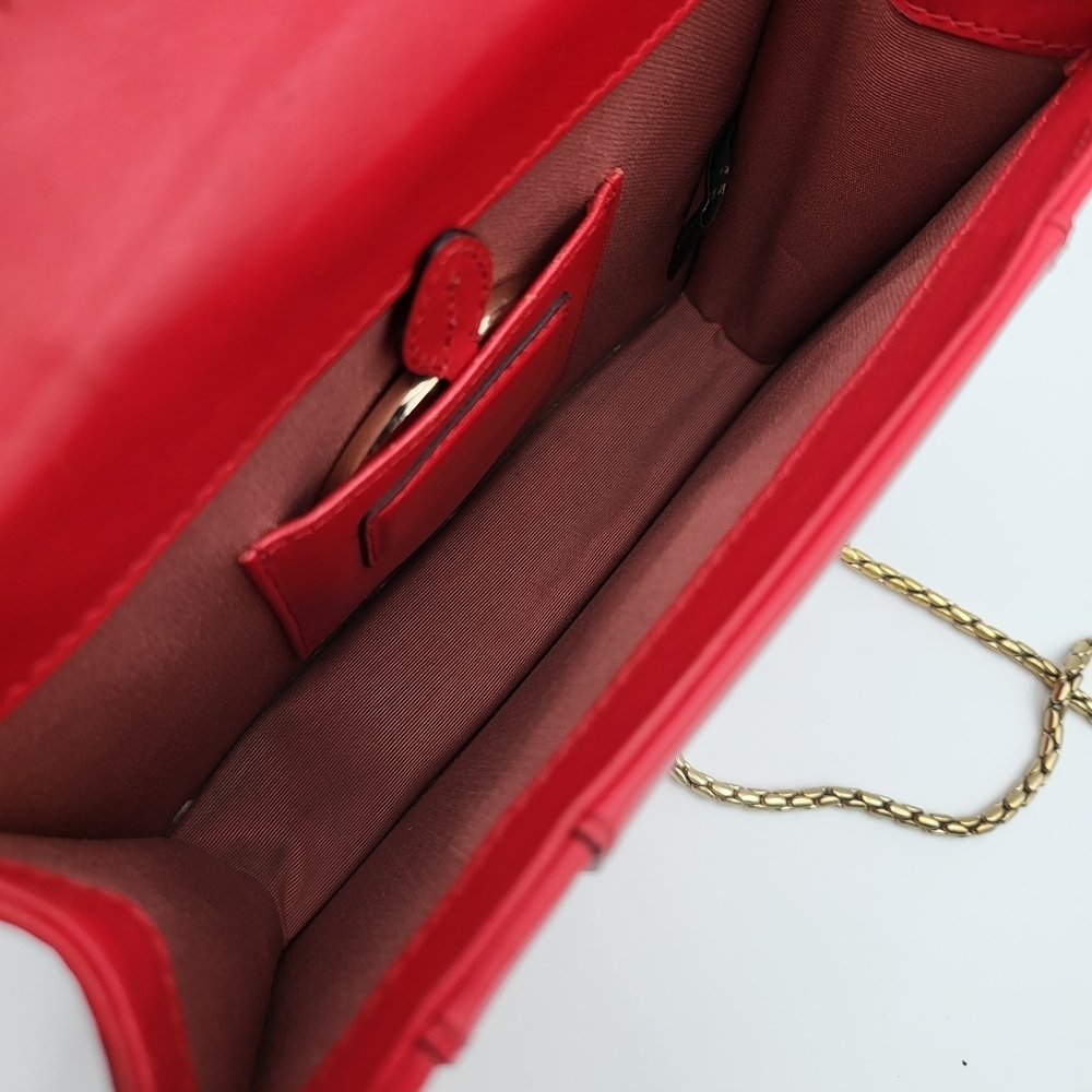 Bvlgari Serpenti Forever Designer Chain Leather Bag..Authentic w/COA... - Picture 8 of 16